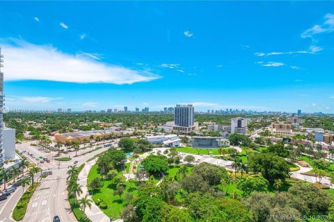 Copropriété à louer à Hollywood, Floride: 1 chambre, 75.72 m2 № 1974385 - photo 7