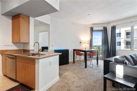 Copropriété à louer à Hollywood, Floride: 1 chambre, 75.72 m2 № 1974385 - photo 17