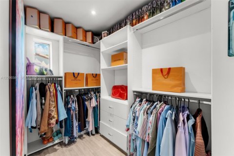 Villa ou maison à vendre à Miami Shores, Floride: 2 chambres, 131.46 m2 № 2389511 - photo 17