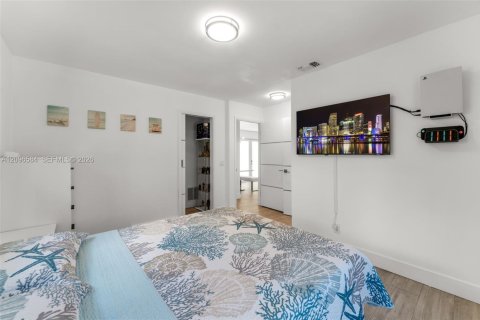 Villa ou maison à vendre à Miami Shores, Floride: 2 chambres, 131.46 m2 № 2389511 - photo 19