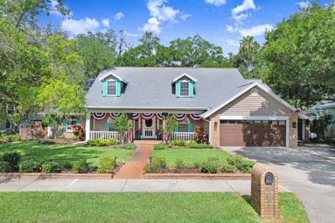 Villa ou maison à Dunedin, Floride 5 chambres, 306.48 m2 № 2198855