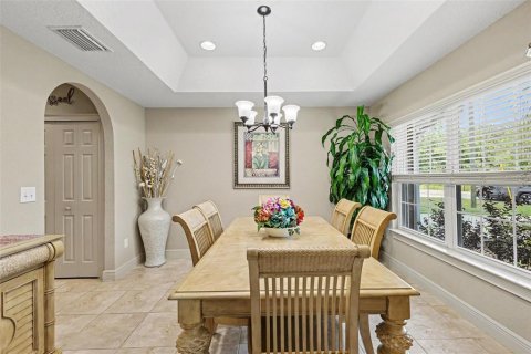 Casa en venta en Ocklawaha, Florida, 3 dormitorios, 179.67 m2 № 2304574 - foto 2