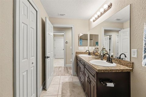 Casa en venta en Ocklawaha, Florida, 3 dormitorios, 179.67 m2 № 2304574 - foto 21