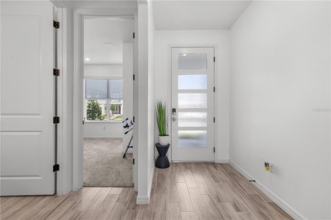 Casa en venta en Orlando, Florida, 3 dormitorios, 153.75 m2 № 2225366 - foto 5