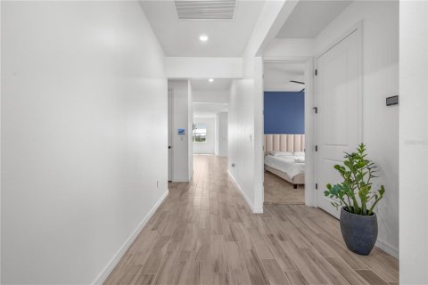 Casa en venta en Orlando, Florida, 3 dormitorios, 153.75 m2 № 2225366 - foto 4