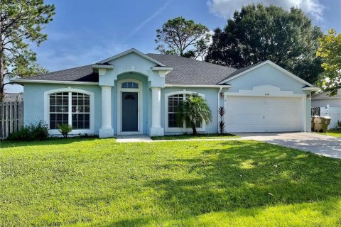 House in Kissimmee, Florida 3 bedrooms, 164.44 sq.m. № 1853375 - photo 1