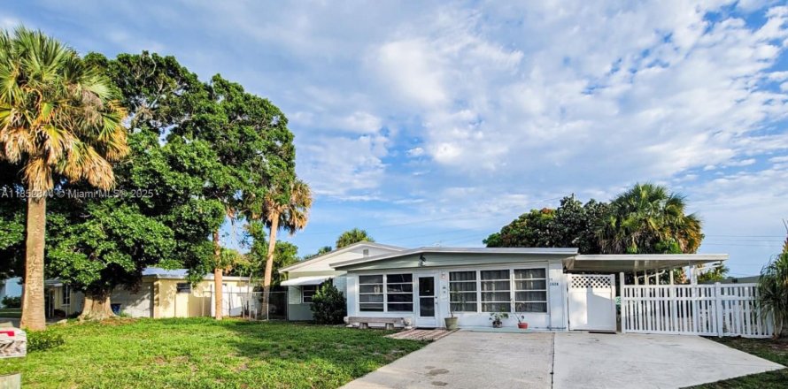 Casa en Jensen Beach, Florida 2 dormitorios, 78.04 m2 № 1878577