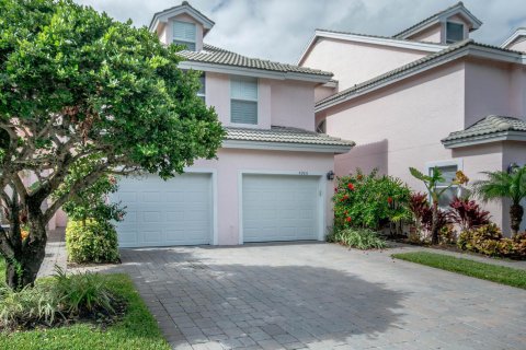 Copropriété à vendre à Jupiter, Floride: 2 chambres, 111.02 m2 № 2397750 - photo 2