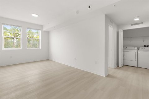 Condominio en venta en Orlando, Florida, 2 dormitorios, 95.04 m2 № 2104671 - foto 21