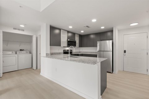 Condominio en venta en Orlando, Florida, 2 dormitorios, 95.04 m2 № 2104671 - foto 19