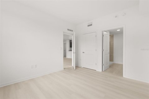 Condominio en venta en Orlando, Florida, 2 dormitorios, 95.04 m2 № 2104671 - foto 23