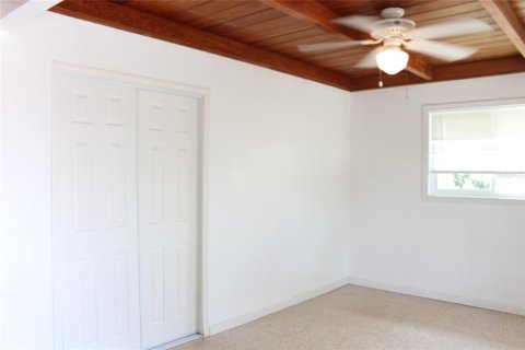 Casa en alquiler en New Smyrna Beach, Florida, 3 dormitorios, 111.48 m2 № 1564523 - foto 19