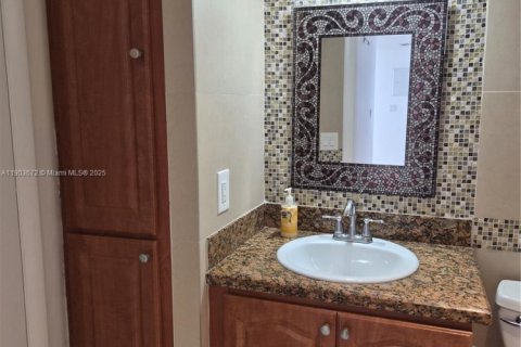 Condo in Aventura, Florida, 1 bedroom  № 1954300 - photo 20