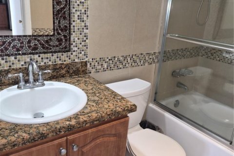 Condo in Aventura, Florida, 1 bedroom  № 1954300 - photo 22