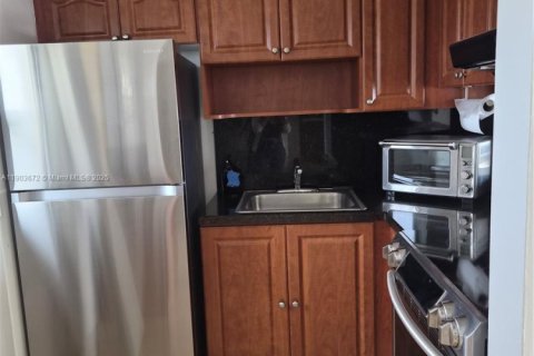 Condo in Aventura, Florida, 1 bedroom  № 1954300 - photo 8