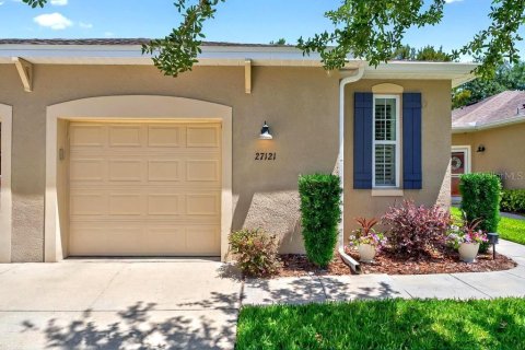 House in Leesburg, Florida 2 bedrooms, 131.74 sq.m. № 1774984 - photo 1