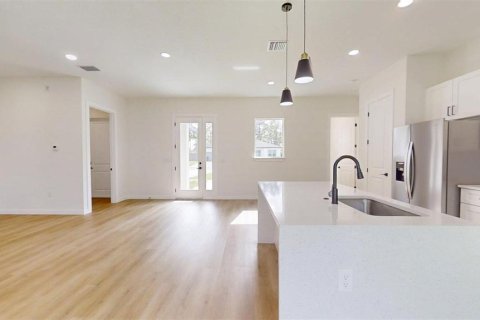 House in Ocala, Florida 4 bedrooms, 160.35 sq.m. № 1768092 - photo 23