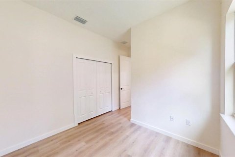 House in Ocala, Florida 4 bedrooms, 160.35 sq.m. № 1768092 - photo 19