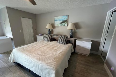 Condo in Delray Beach, Florida, 2 bedrooms № 2185396 - photo 22