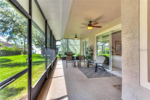 House in Orlando, Florida 4 bedrooms, 210.8 sq.m. № 1513791 - photo 25