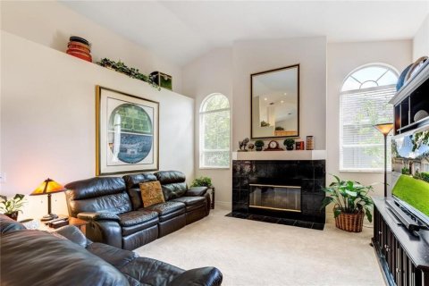House in Orlando, Florida 4 bedrooms, 210.8 sq.m. № 1513791 - photo 15