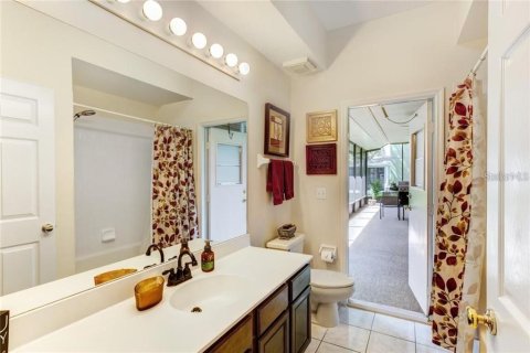 House in Orlando, Florida 4 bedrooms, 210.8 sq.m. № 1513791 - photo 17