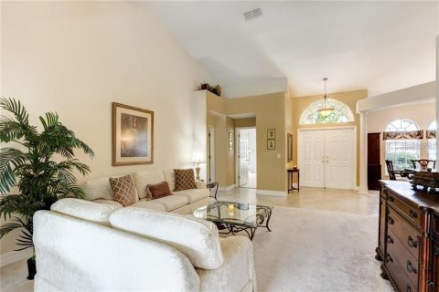 House in Orlando, Florida 4 bedrooms, 210.8 sq.m. № 1513791 - photo 10