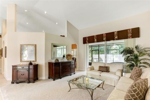 House in Orlando, Florida 4 bedrooms, 210.8 sq.m. № 1513791 - photo 9
