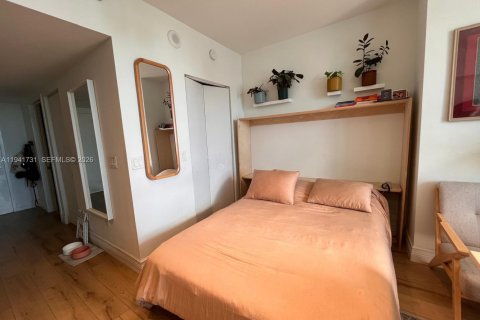 Снять в аренду кондоминиум в Майами, Флорида 41.9м2, № 1999075 - фото 3