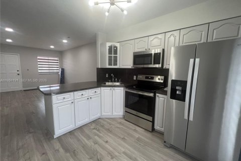 Appartement à Hialeah, Floride 2 chambres, 75.44 m2 № 2007204