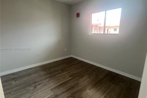 Appartement à louer à Hialeah, Floride: 2 chambres, 75.44 m2 № 2007204 - photo 20