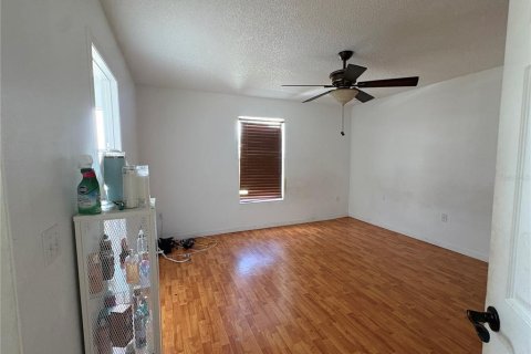 Casa en venta en Kissimmee, Florida, 4 dormitorios, 200.85 m2 № 2347780 - foto 12