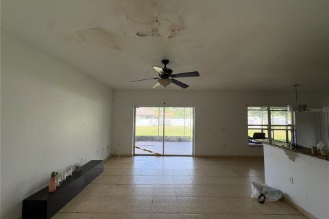 Casa en venta en Kissimmee, Florida, 4 dormitorios, 200.85 m2 № 2347780 - foto 8
