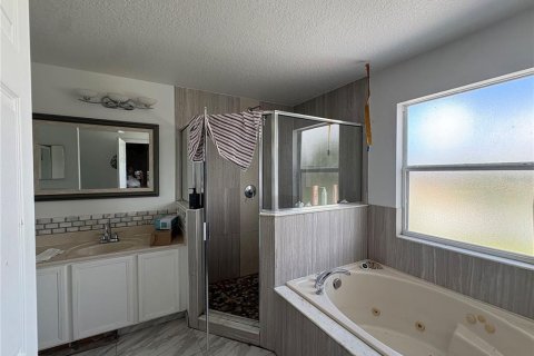 Casa en venta en Kissimmee, Florida, 4 dormitorios, 200.85 m2 № 2347780 - foto 13