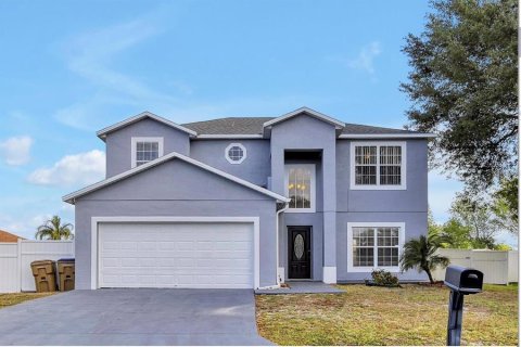 Villa ou maison à Kissimmee, Floride 4 chambres, 200.85 m2 № 2347780