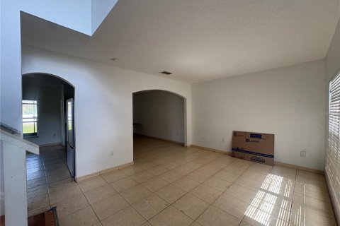 Casa en venta en Kissimmee, Florida, 4 dormitorios, 200.85 m2 № 2347780 - foto 2