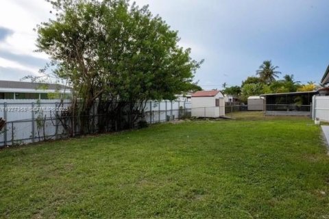 Casa en venta en Homestead, Florida, 3 dormitorios, 123.93 m2 № 2062271 - foto 5