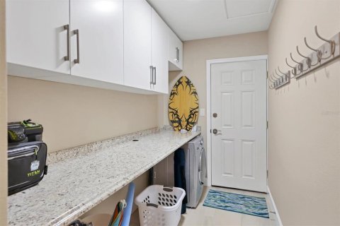 House in Sarasota, Florida 2 bedrooms, 115.38 sq.m. № 1817487 - photo 11