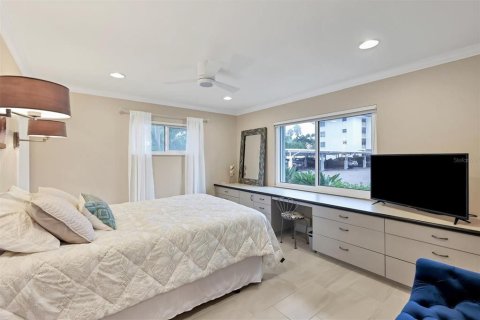 House in Sarasota, Florida 2 bedrooms, 115.38 sq.m. № 1817487 - photo 4