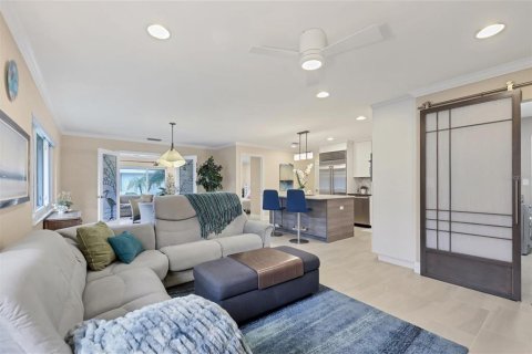 House in Sarasota, Florida 2 bedrooms, 115.38 sq.m. № 1817487 - photo 27