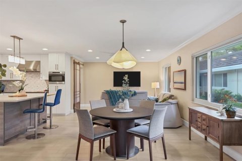 House in Sarasota, Florida 2 bedrooms, 115.38 sq.m. № 1817487 - photo 28