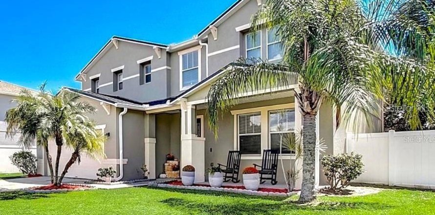House in Kissimmee, Florida 4 bedrooms, 237.92 sq.m. № 1787820