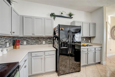 Villa ou maison à vendre à Kissimmee, Floride: 4 chambres, 237.92 m2 № 1787820 - photo 19