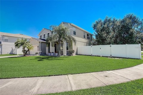 Villa ou maison à vendre à Kissimmee, Floride: 4 chambres, 237.92 m2 № 1787820 - photo 9