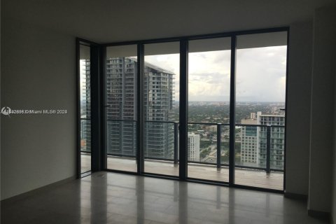 Condominio en venta en Miami, Florida, 2 dormitorios, 113.25 m2 № 1863382 - foto 2