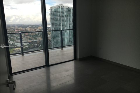 Condominio en venta en Miami, Florida, 2 dormitorios, 113.25 m2 № 1863382 - foto 5