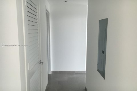 Condominio en venta en Miami, Florida, 2 dormitorios, 113.25 m2 № 1863382 - foto 12
