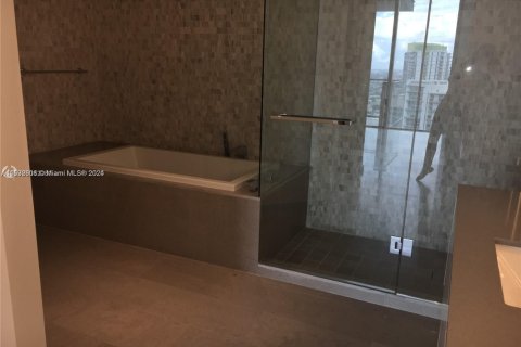 Condominio en venta en Miami, Florida, 2 dormitorios, 113.25 m2 № 1863382 - foto 9