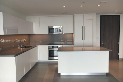 Condominio en venta en Miami, Florida, 2 dormitorios, 113.25 m2 № 1863382 - foto 4