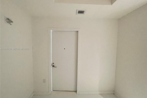 Condominio en venta en Miami, Florida, 2 dormitorios, 144.93 m2 № 1993279 - foto 28